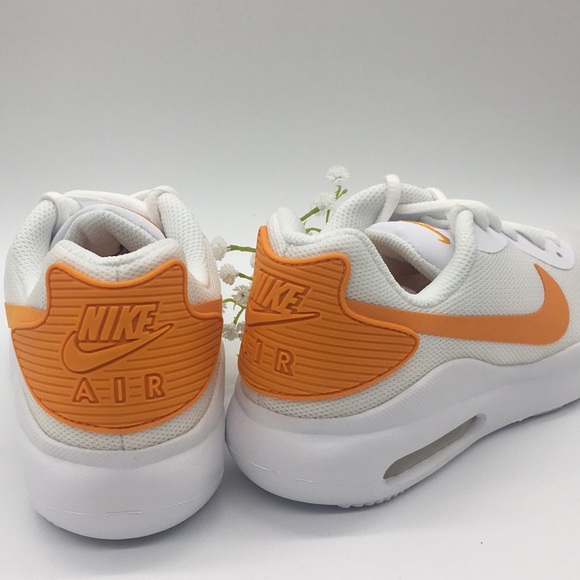 WMNS NIKE AIR MAX OKETO white/orange peel - Picture 7 of 8